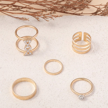 Classic Gold Ring with Timeless Appeal