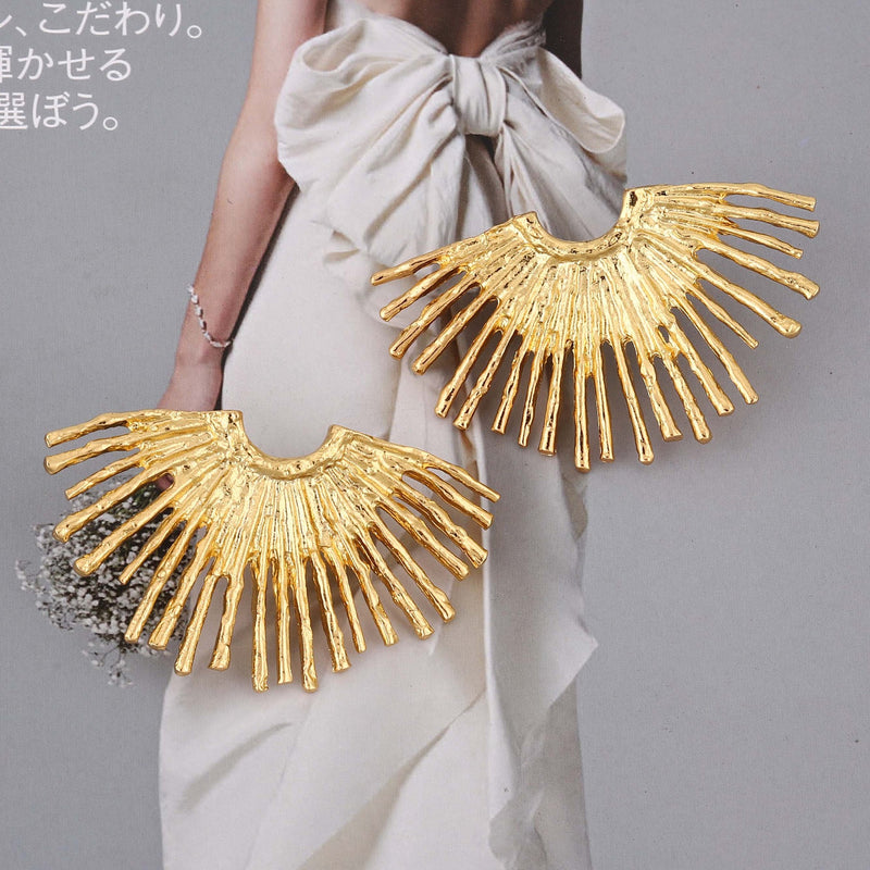 Charming Earring for Any Occasion