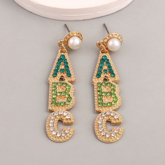 Charming Earring for Any Occasion