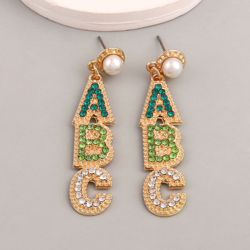 Charming Earring for Any Occasion