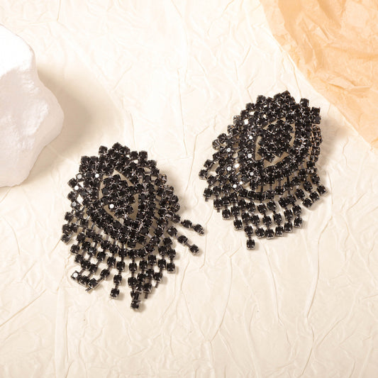 Charming Earring for Any Occasion