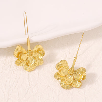Stunning Earring for Daily Wear