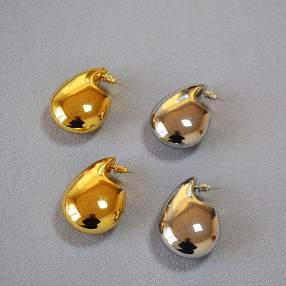 Stunning Gold Earring for Daily Wear