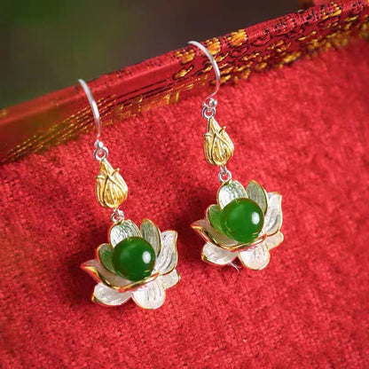 Elegant Silver Earring for Every Occasion