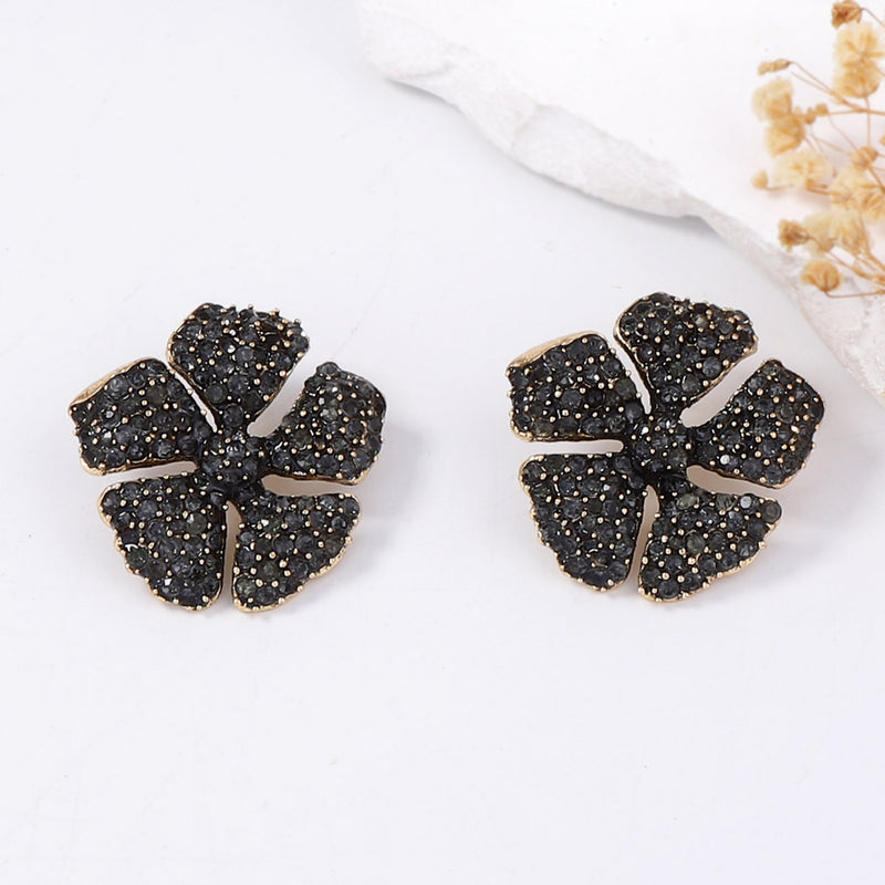 Elegant Piece for Every Occasion