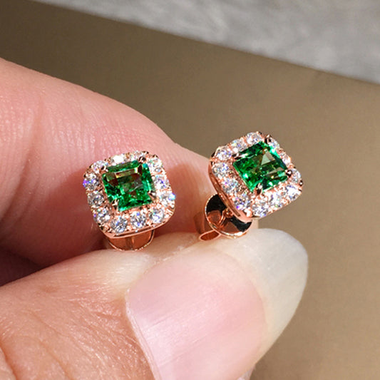 Charming Earring for Any Occasion