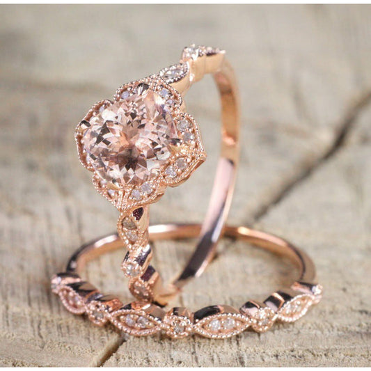 Charming Gold Set for Any Occasion