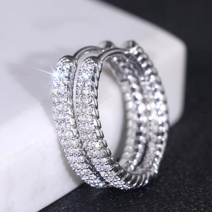 Charming Earring for Any Occasion