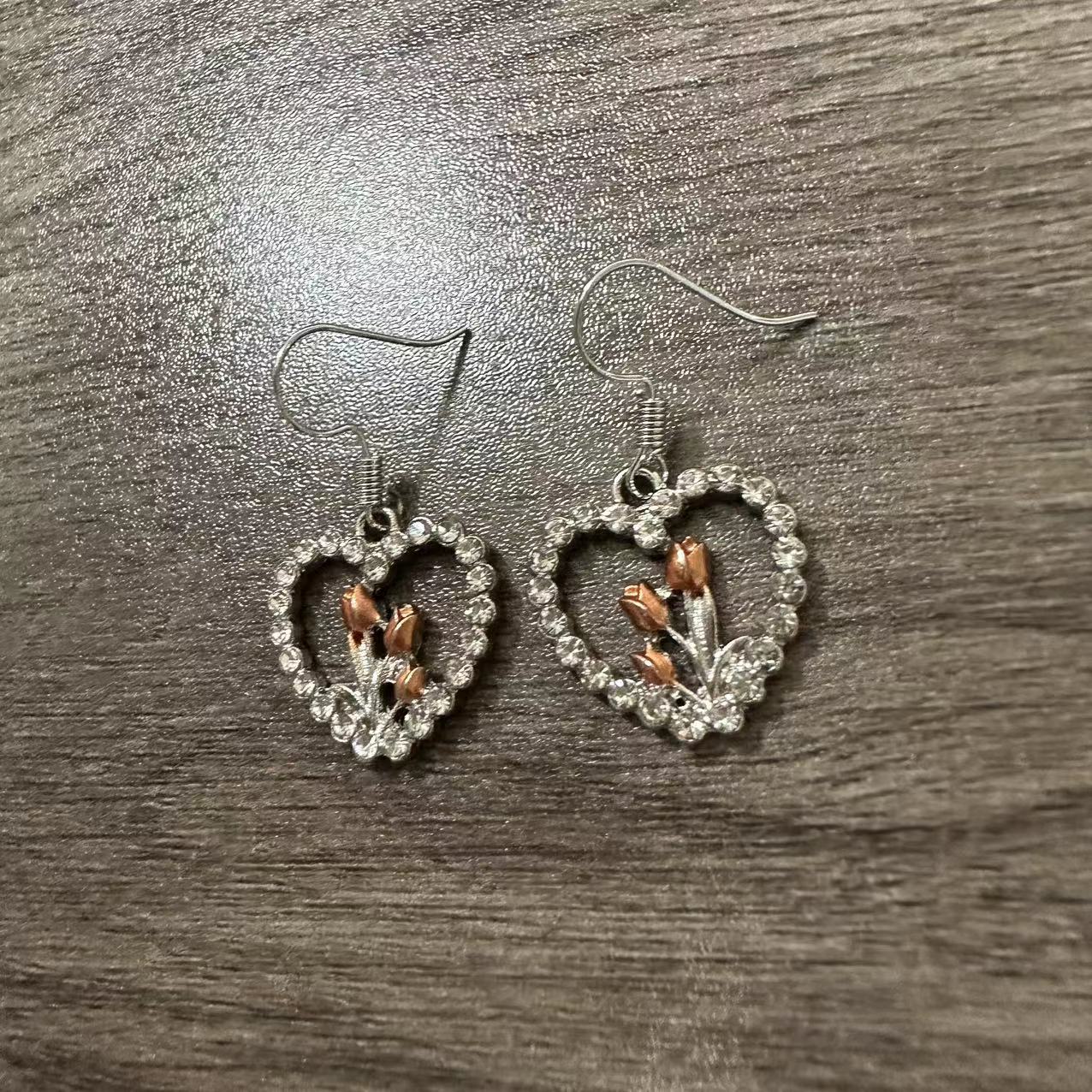 Vintage Handmade Earring