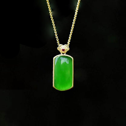 Romantic Gold Necklace for Special Moments