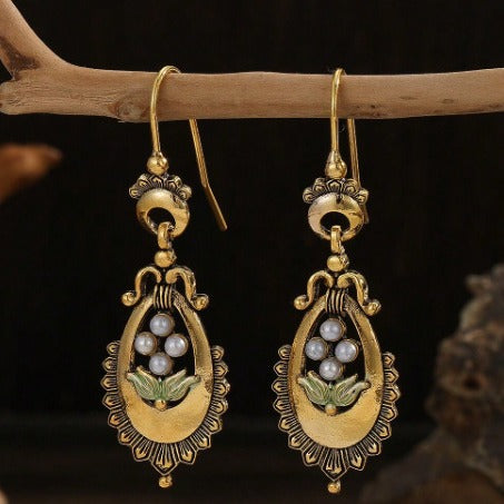 Stunning Earring for Daily Wear