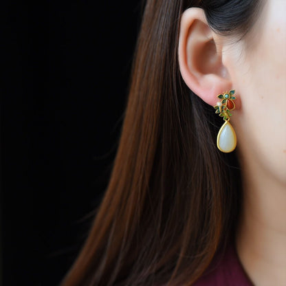 Beautiful Silver Earring with Unique Style