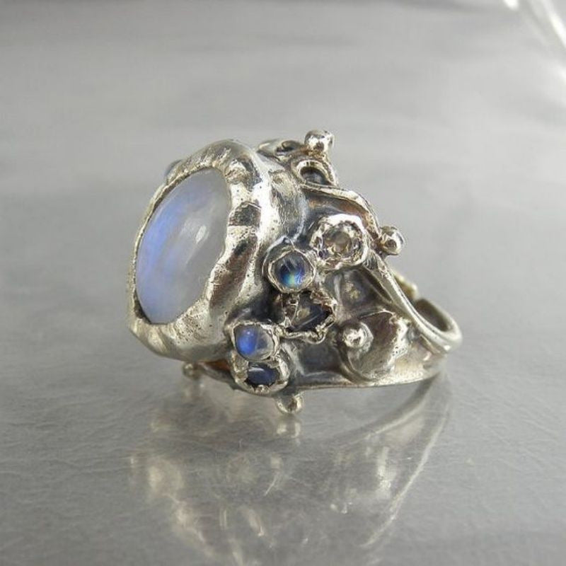 Elegant Silver Ring for Every Occasion