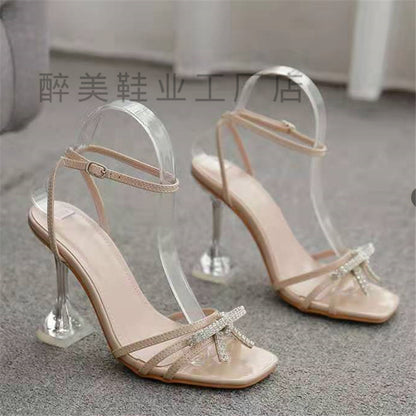 Chic Orthopedic Sandals with Unique Design