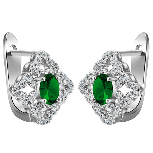 Charming Earring for Any Occasion