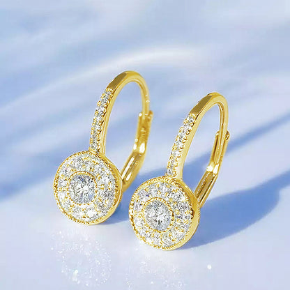 Charming Earring for Any Occasion