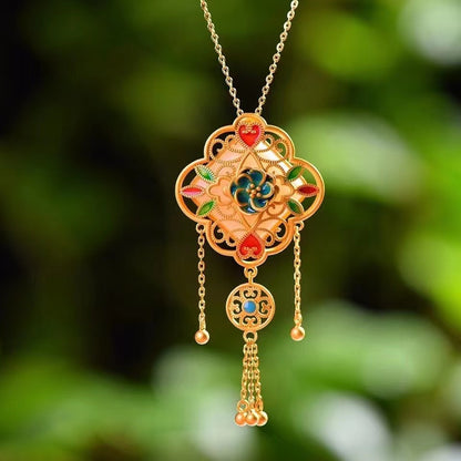 Classic Silver Necklace with Timeless Appeal