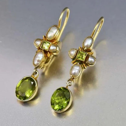 Classic Pearl Earring with Timeless Appeal
