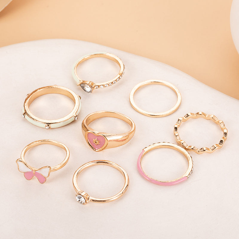 Beautiful Set with Unique Style