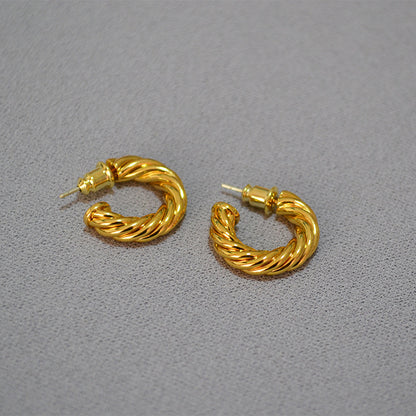 Stunning Silver Earring for Daily Wear