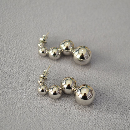 Elegant Gold Earring for Every Occasion