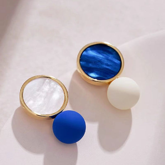 Classic Earring with Timeless Appeal