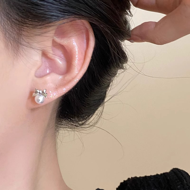 Romantic Pearl Earring for Special Moments