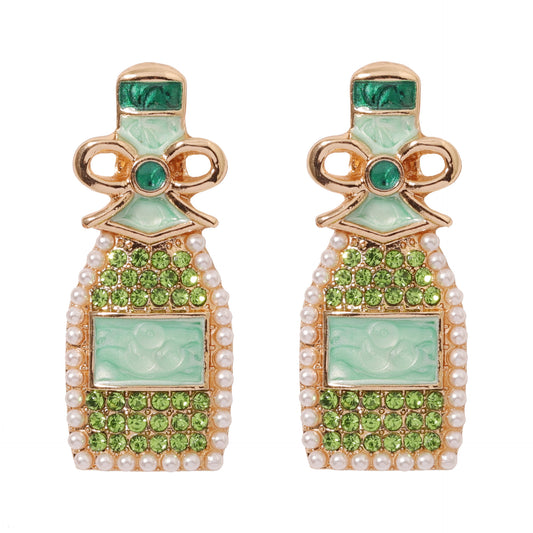 Charming Pearl Earring for Any Occasion
