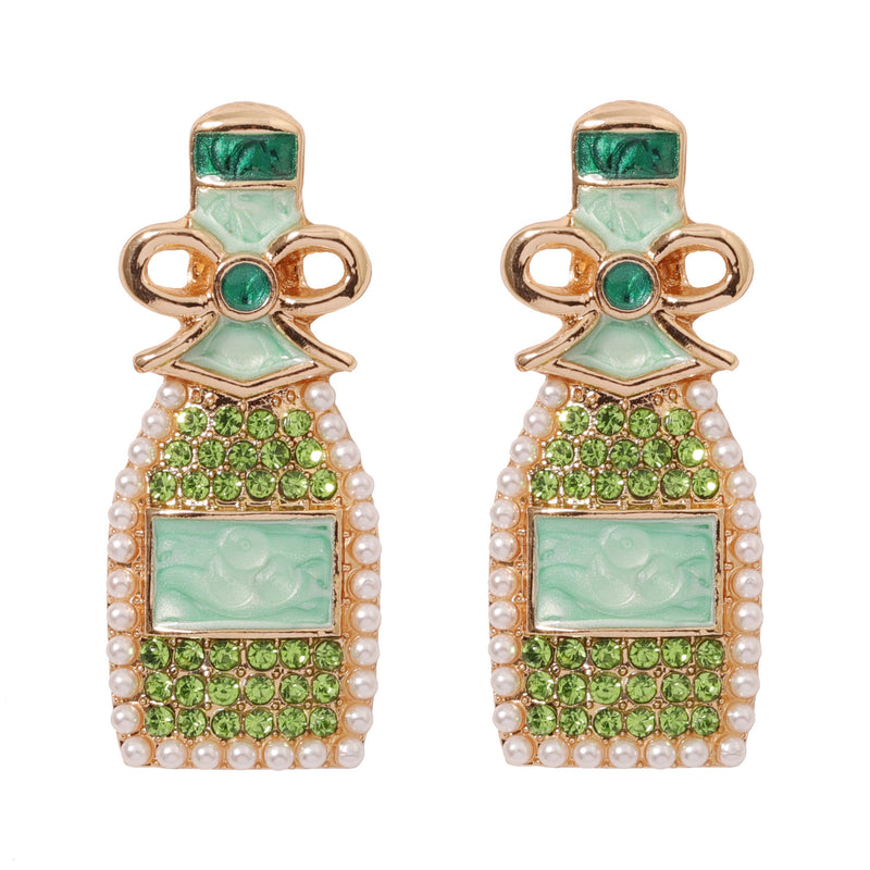 Charming Pearl Earring for Any Occasion