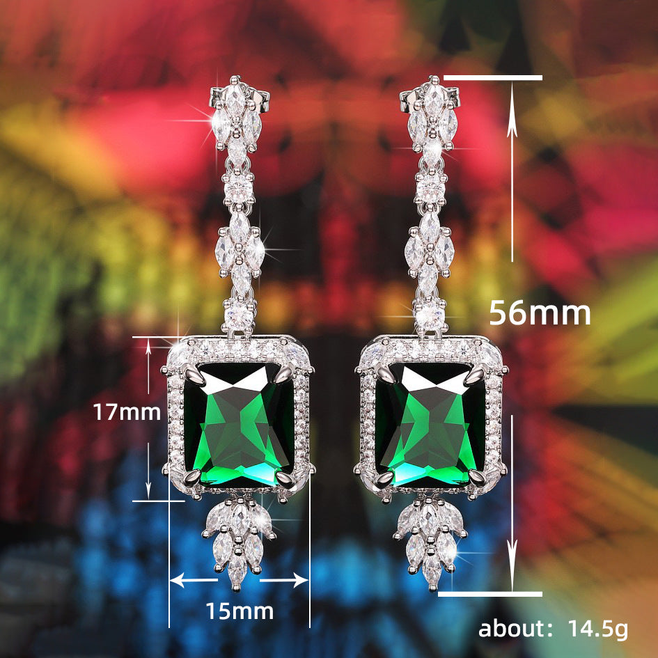 Charming Earring for Any Occasion