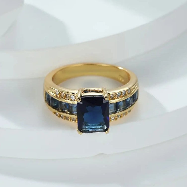 Stunning Gold Ring for Daily Wear