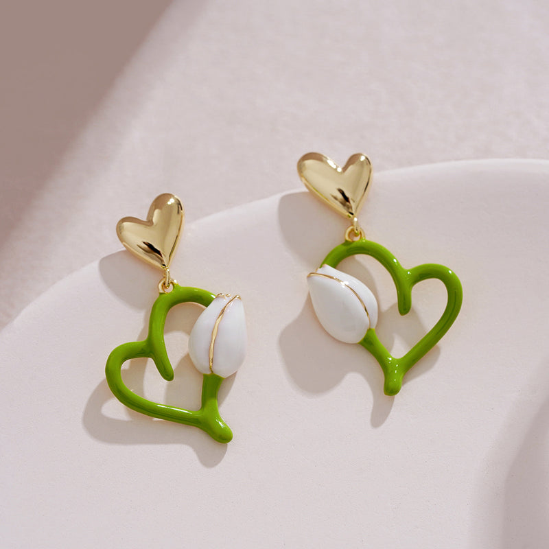 Beautiful Earring with Unique Style