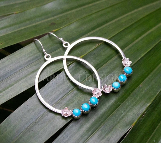 Classic Silver Earring with Timeless Appeal