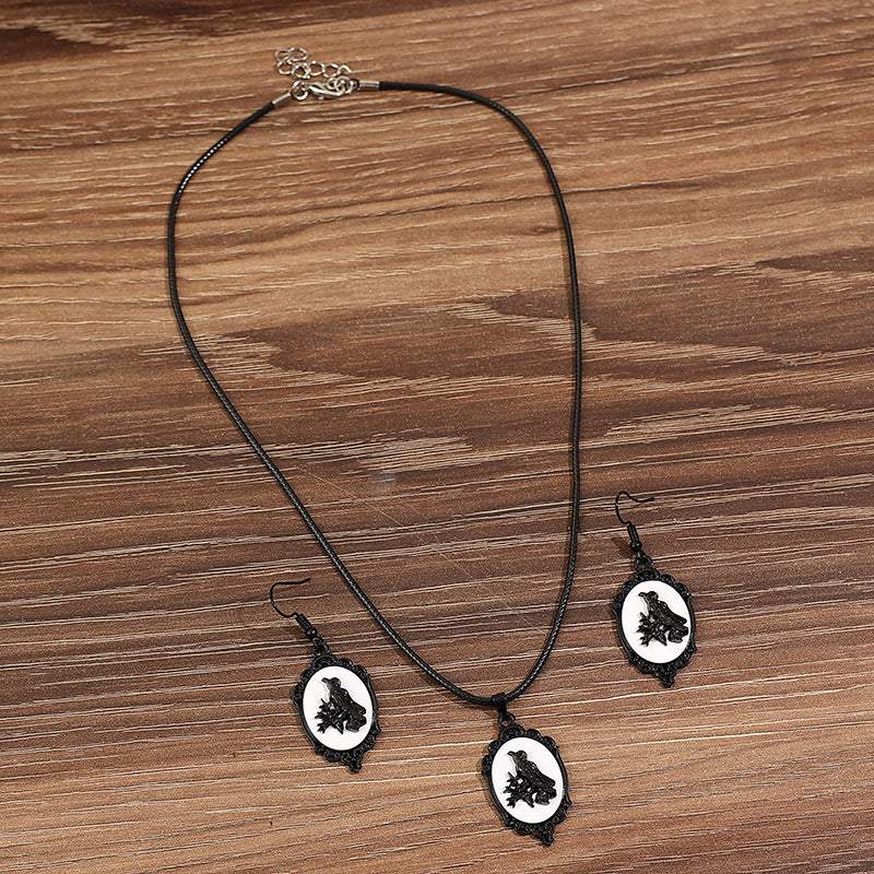 Stunning Necklace for Daily Wear