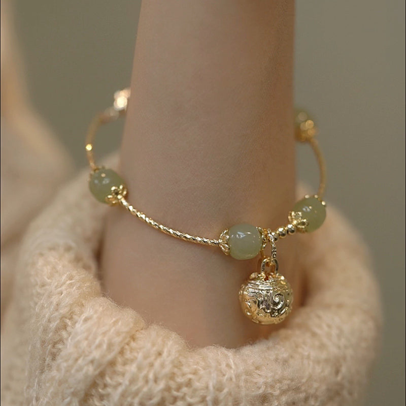 Stunning Bracelet for Daily Wear