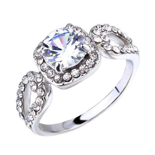 Charming Gold Ring for Any Occasion