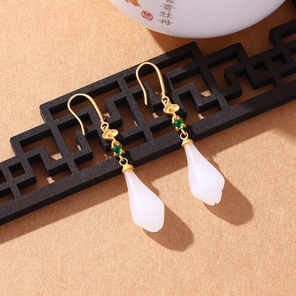 Charming Gold Earring for Any Occasion