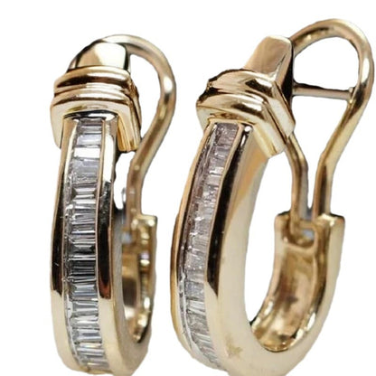 Romantic Gold Earring for Special Moments