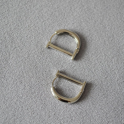 Elegant Gold Earring for Every Occasion