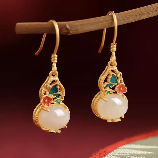 Classic Silver Earring with Timeless Appeal