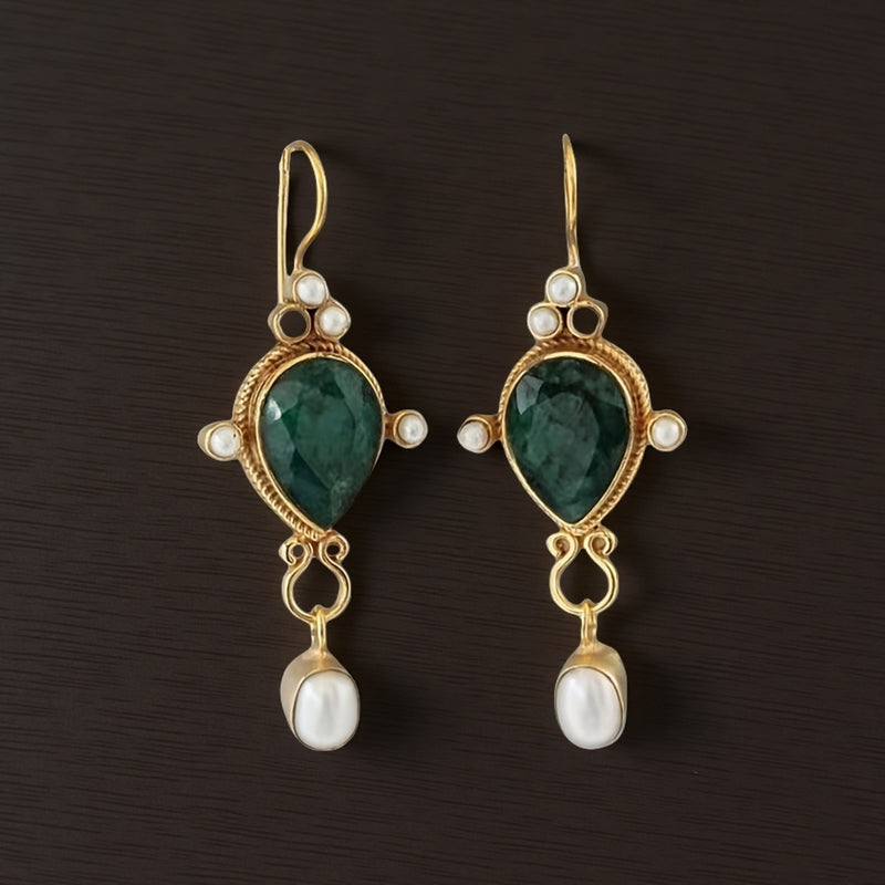 Beautiful Pearl Earring with Unique Style
