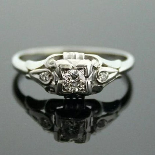 Elegant Silver Ring for Every Occasion