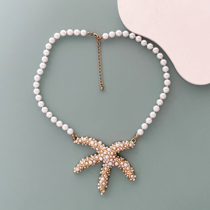 Romantic Pearl Necklace for Special Moments