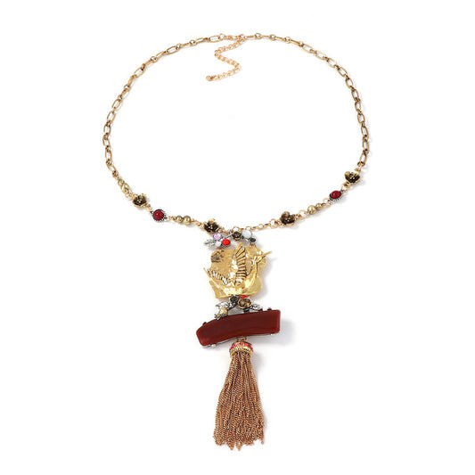 Charming Piece for Any Occasion