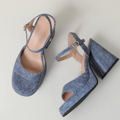 Graceful Orthopedic Sandals for Modern Look