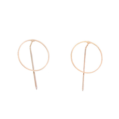 Charming Gold Piece for Any Occasion
