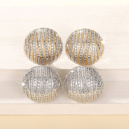 Classic Earring with Timeless Appeal