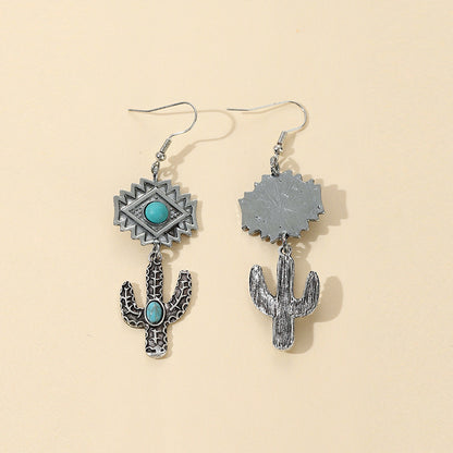 Romantic Silver Earring for Special Moments