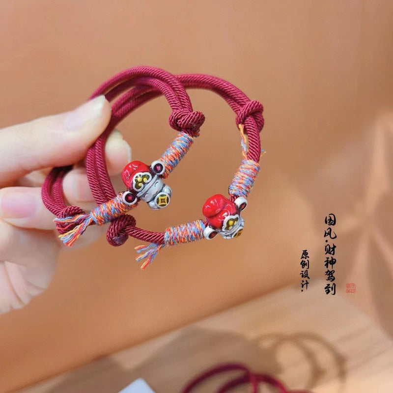 Romantic Silver Bracelet for Special Moments