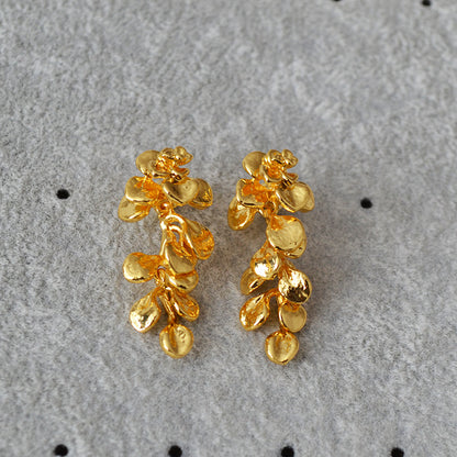 Beautiful Gold Earring with Unique Style